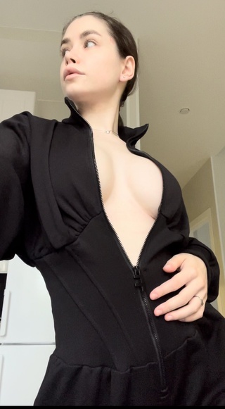 hello🫶🏻 https://t.co/ybqd5ahrjv