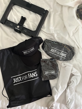 them goodies @justforfanssite https://t.co/lv2jqeebw7