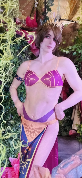gosh are abs finally