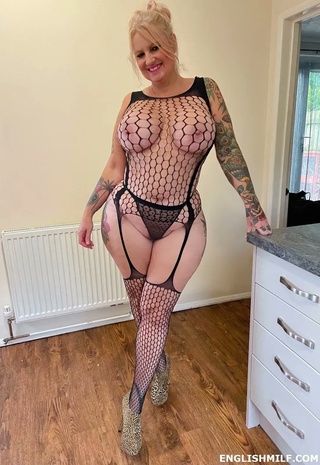 cum-fuck-me outfit 😈

full video