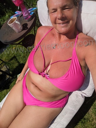 carrie moon onlyfans.com/carriemoon