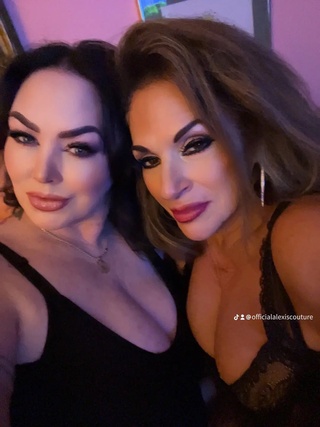 @lvmrsjones living our best