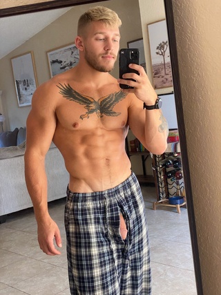 👀🍆

@bradleyj201 https://t.co/deyfukqimj