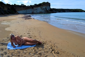 Nudist-beach in Zakynthos/Greece #nudist #nudistbeach https://t.co/yZuLKQlt8S