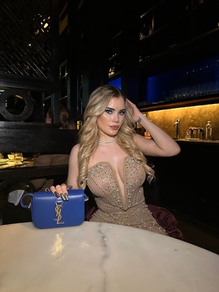 besos https://t.co/eqyzkmlxzl