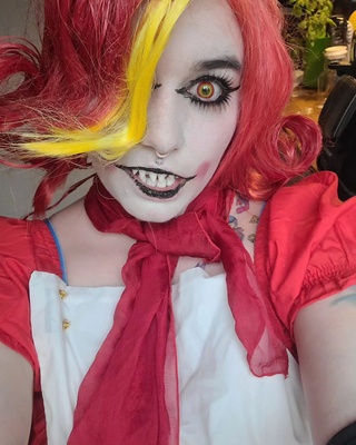 hey look cosplayed for