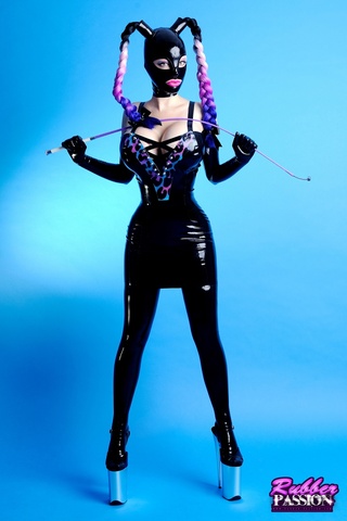 alto gloss rubberdoll see