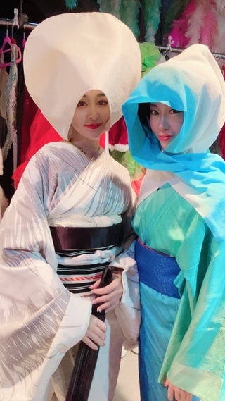 空と鷺娘を踊れたのは偶然だけど　偶然ではない巡り合わせを感じました。
2人で踊る時間はとても幸せで尊く
絶対にこの2人じゃないと出せない空気感だったと思います！
今週はこれまでの思い出を話したり20年の日々を辿っていました。たくさんの想いは　ここに書ききる事は出来ないけど https://t.co/a4xfc76xye