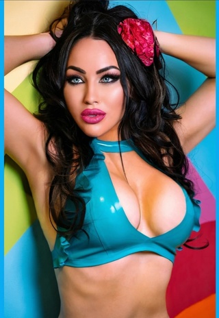 mermaid 💙💛❤️💚

modelling @kaorislatex
shot dominic