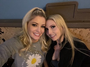 Fun on set today! with @char_stokely for @CamSodaCams 💕 https://t.co/ucUdSrOzlx
