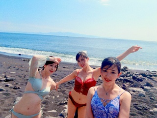 海に行ったよー！！🌊🏝️ https://t.co/utkzhzir7j