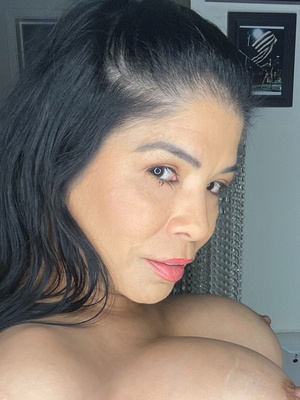 Come play with my on my OF and I'll show you more! https://t.co/kccoDBU8Mu https://t.co/5L0jN4KPpw